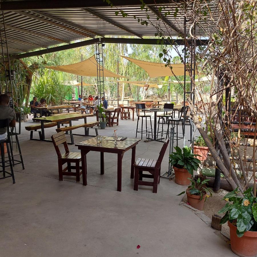 Ondangwa Rest Camp Bed & Breakfast Luaran gambar